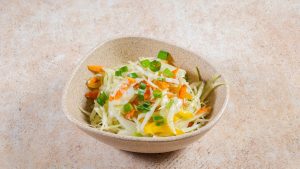 Salata de varza mixta
